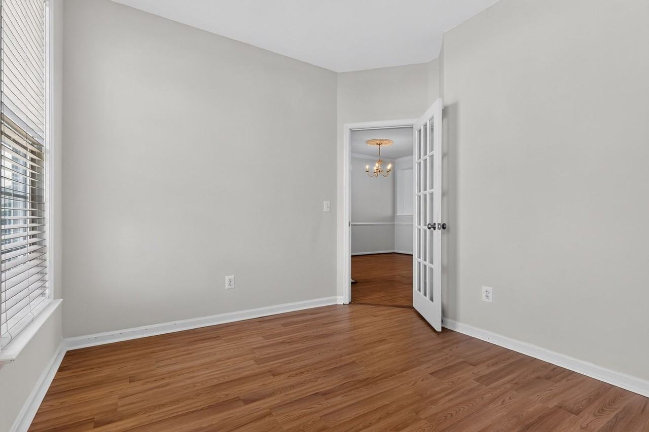 2347 Battery Hill Cir - Photo 6 of 32