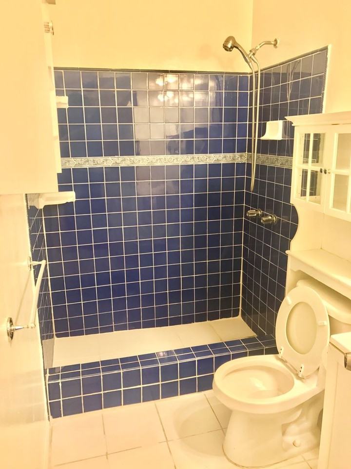 18516 E Petunia St - Photo 7 of 10