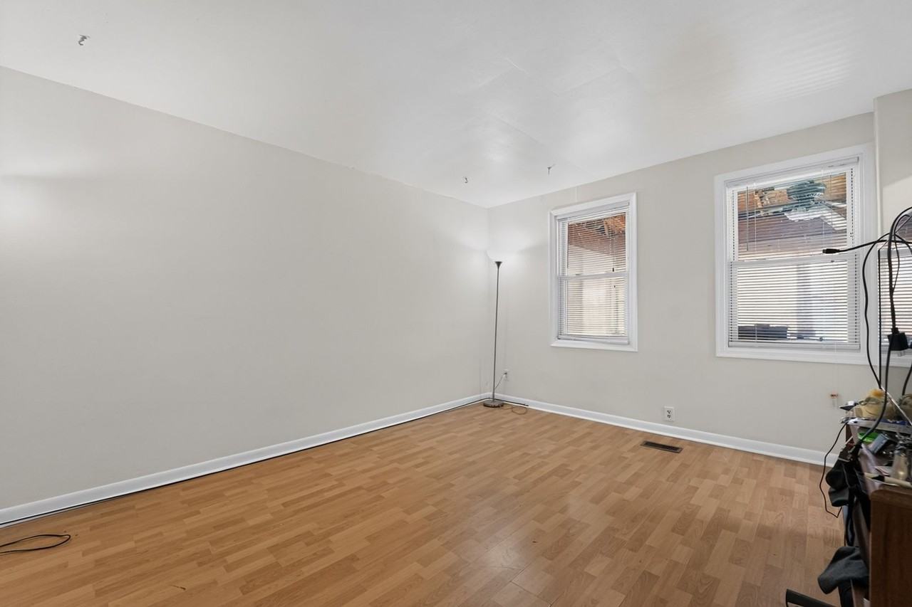 4929 Brookwood Rd - Photo 7 of 27