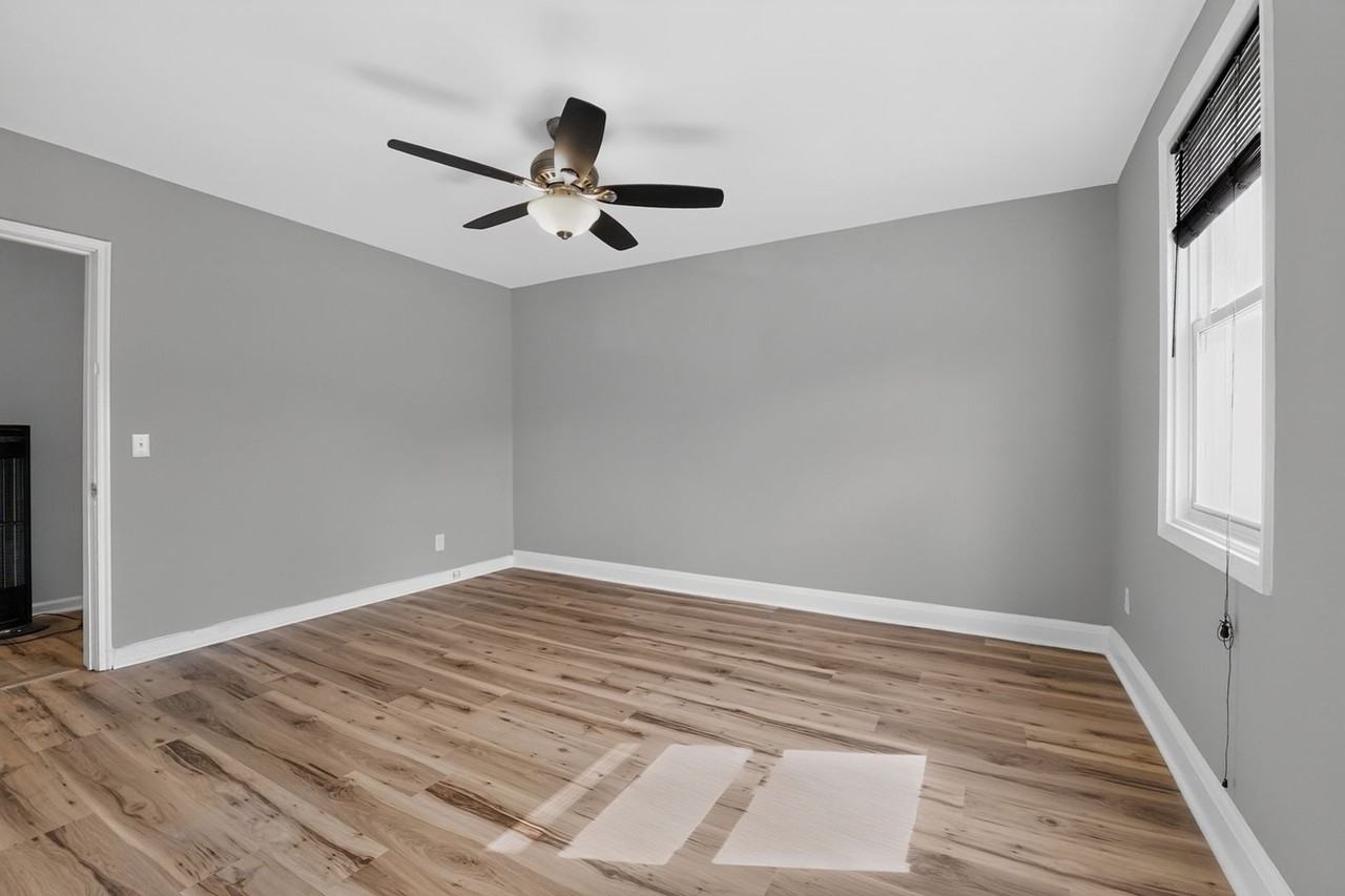 4929 Brookwood Rd - Photo 3 of 27