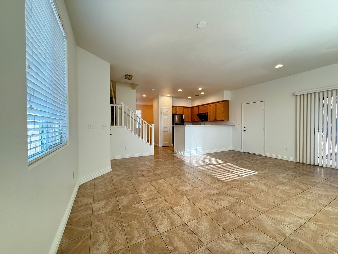 9797 Hanover Grove Ave - Photo 3 of 27