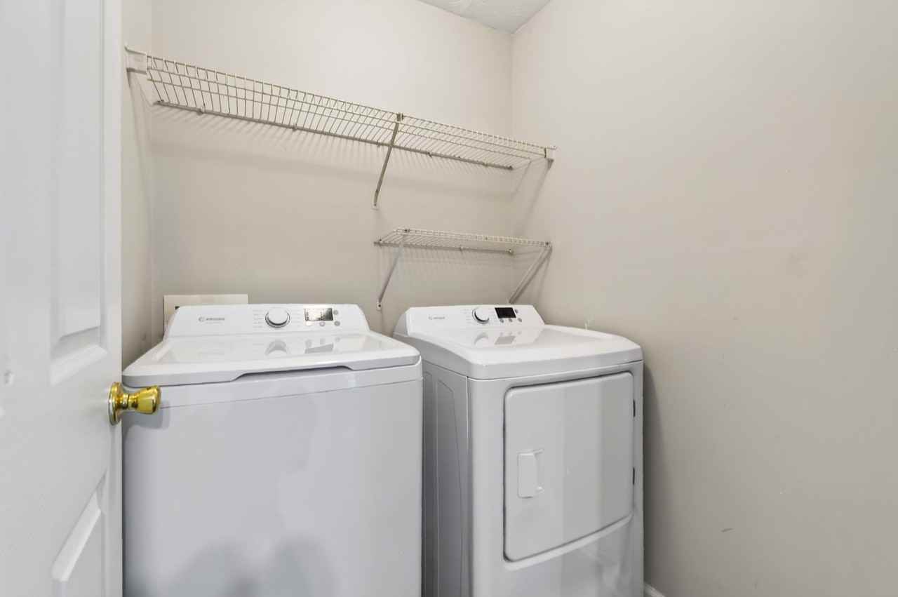 4377 Chestnut Lake Ave - Photo 7 of 17