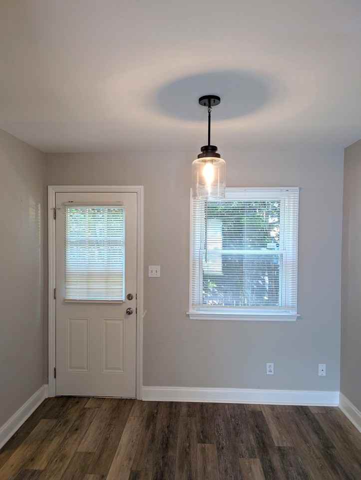 311 Skyland Ave #2 - Photo 3 of 16