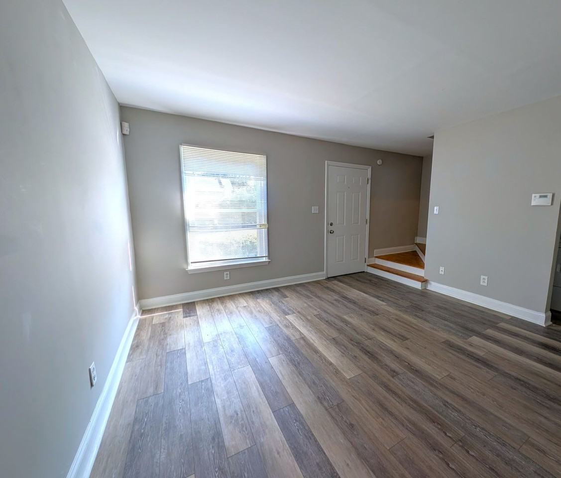 311 Skyland Ave #2 - Photo 6 of 16
