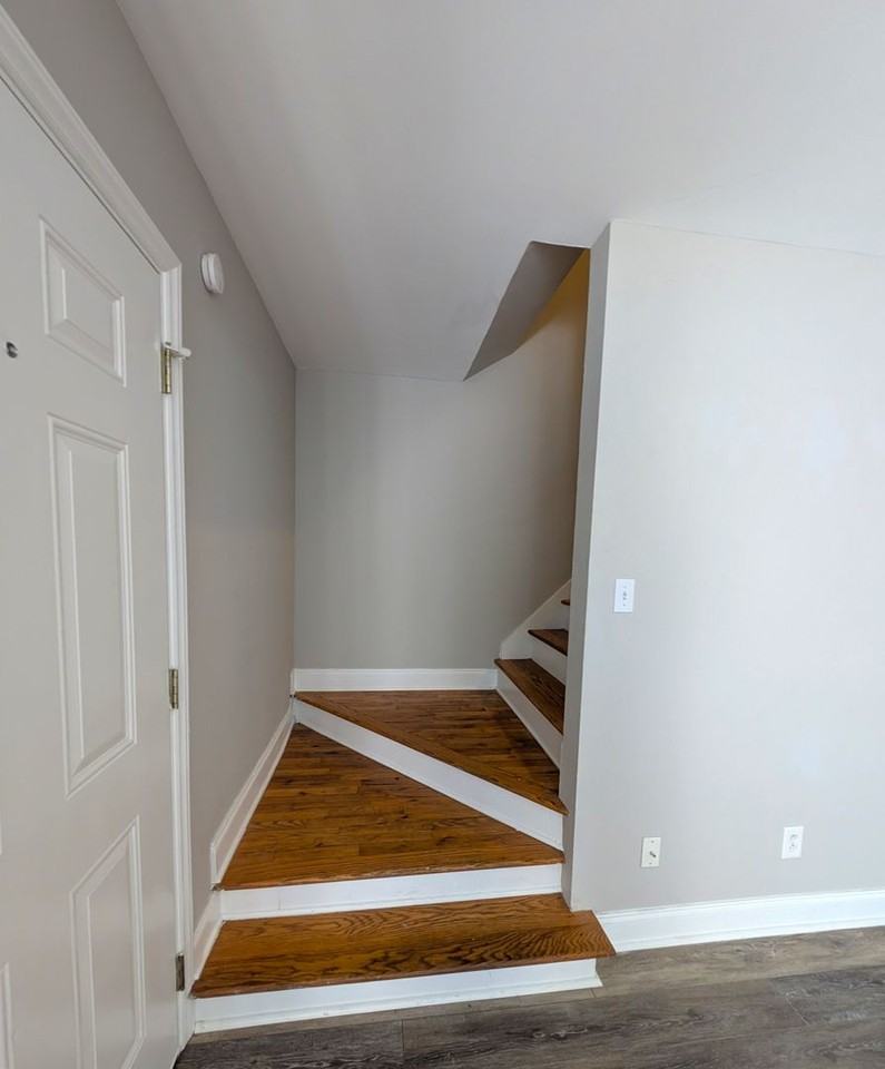 311 Skyland Ave #2 - Photo 7 of 16