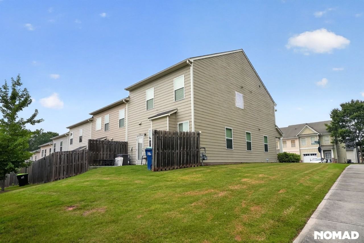 2560 Centennial Cv - Photo 6 of 38