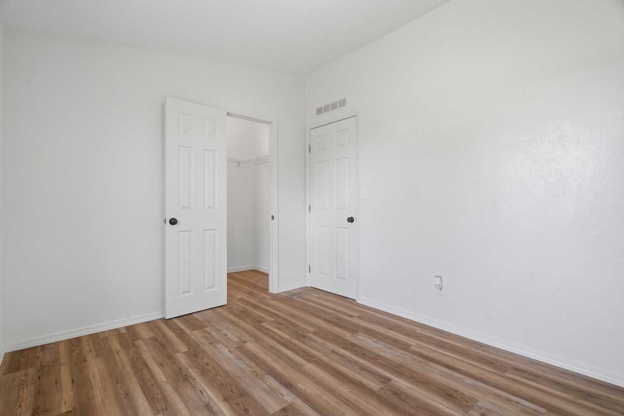 5631 Dona Ana Rd - Photo 7 of 24
