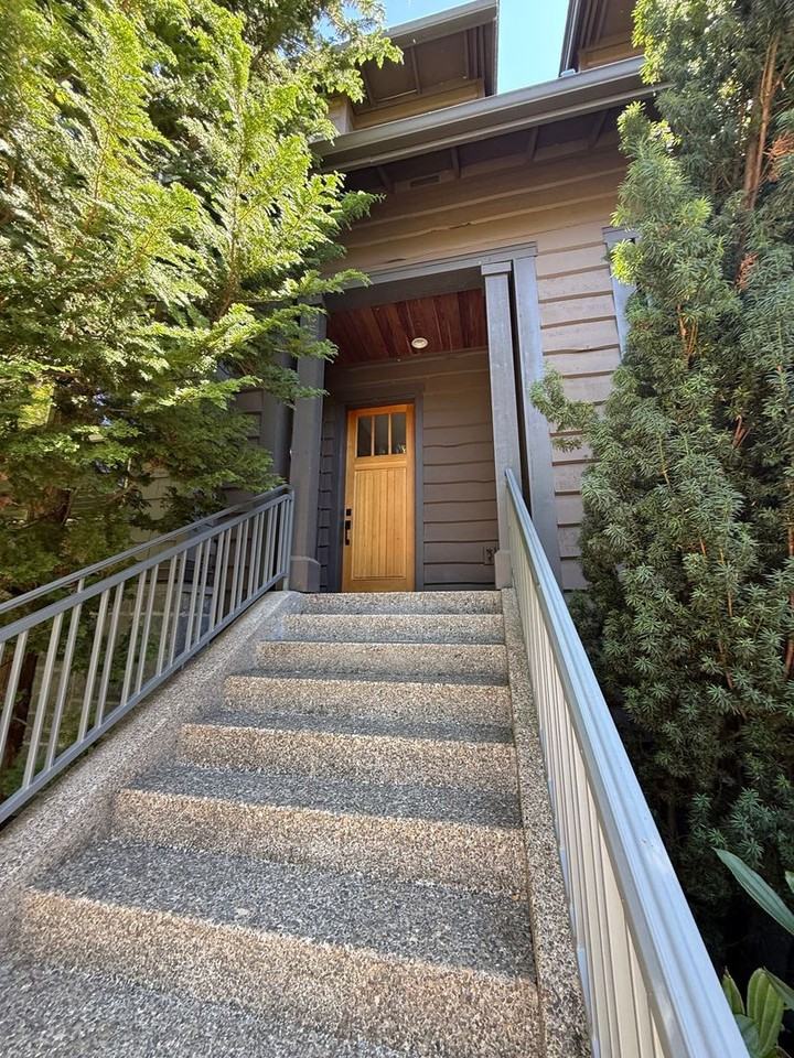 10108 Sw Morrison St #10108 - Photo 2 of 47