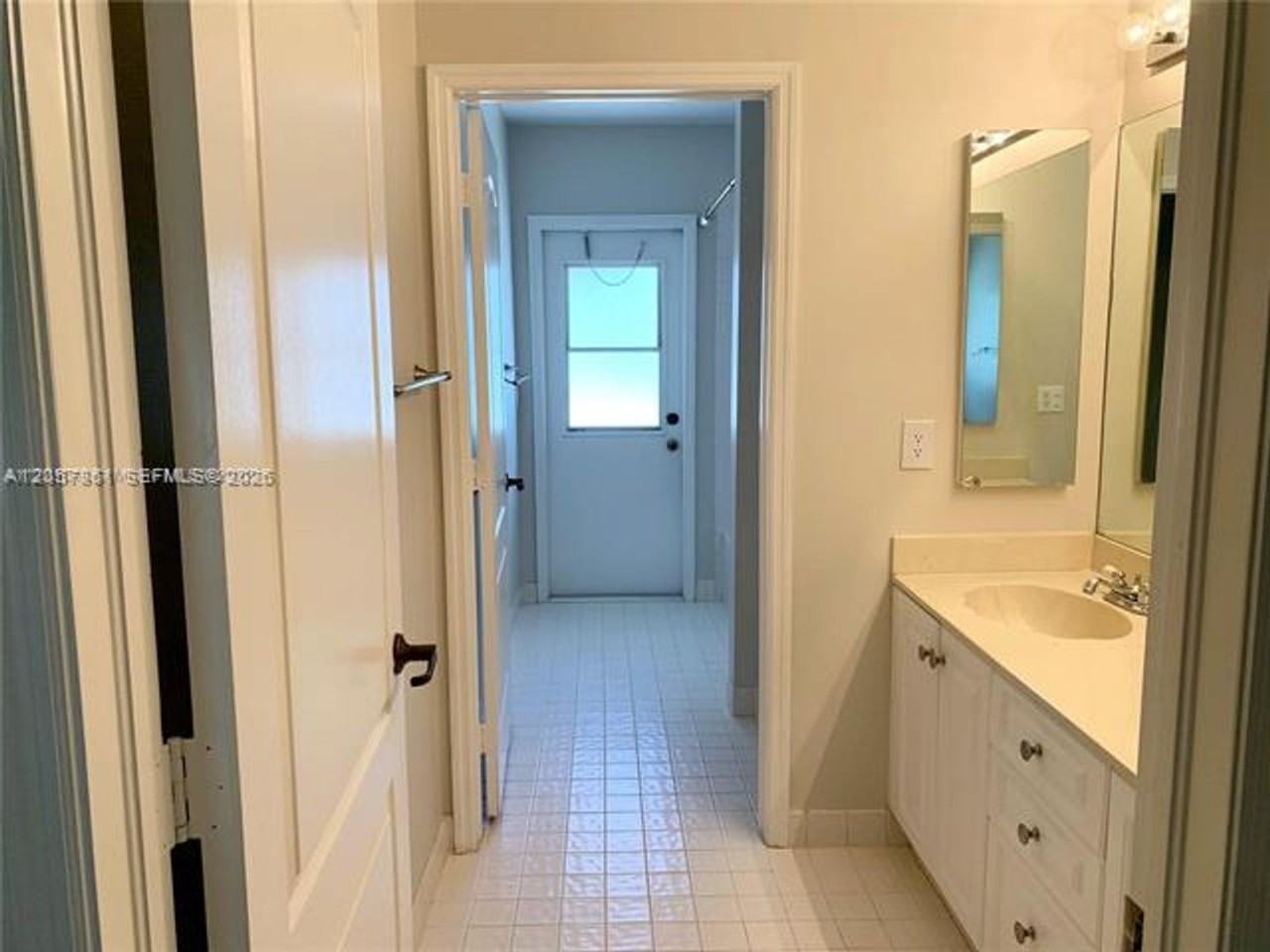 19331 Nw 8th St #19331 - Photo 6 of 16