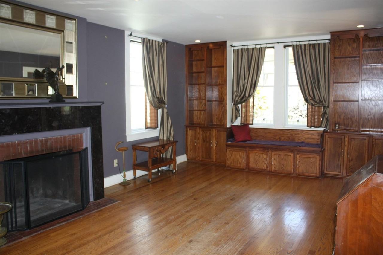 1110 Birdsall St - Photo 3 of 30