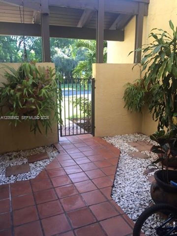 3917 3917 Adra Ave th E-46A #46A - Photo 5 of 15