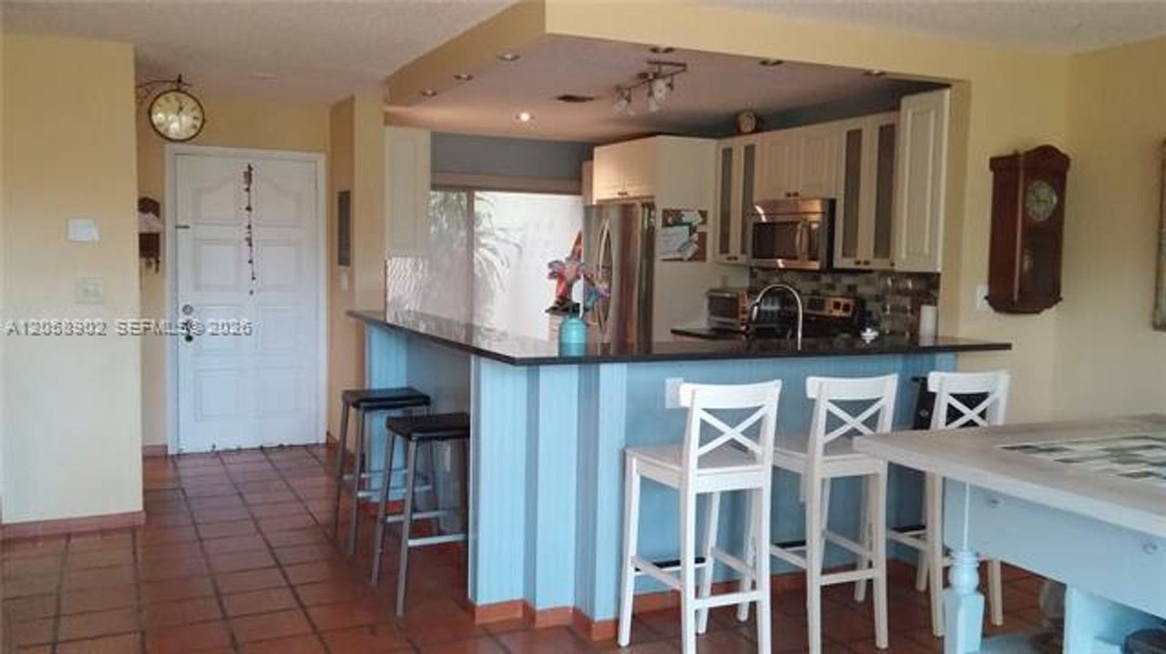 3917 3917 Adra Ave th E-46A #46A - Photo 7 of 15