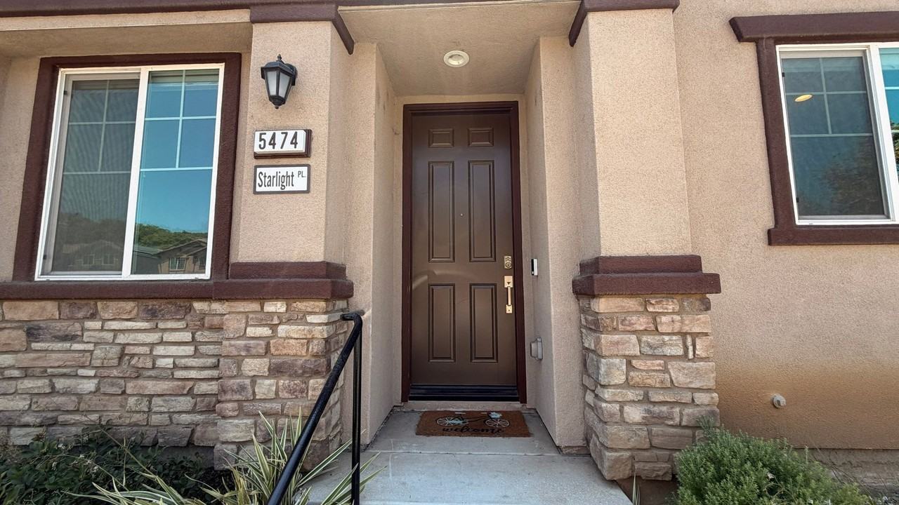 5474 Starlight Pl - Photo 2 of 42