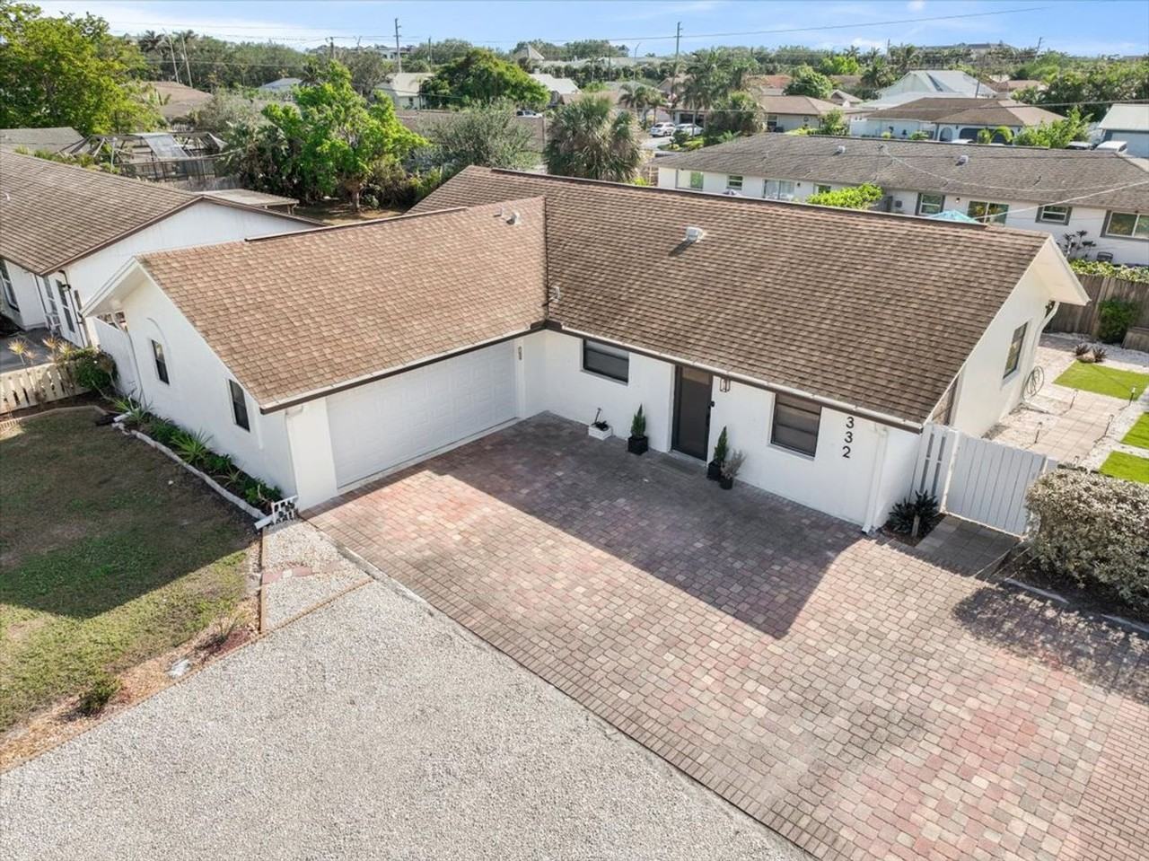 1332 Granada Blvd - Photo 3 of 46