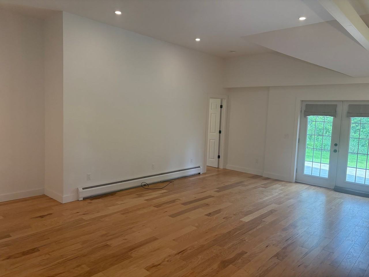 73 Candlewood Dr - Photo 5 of 17