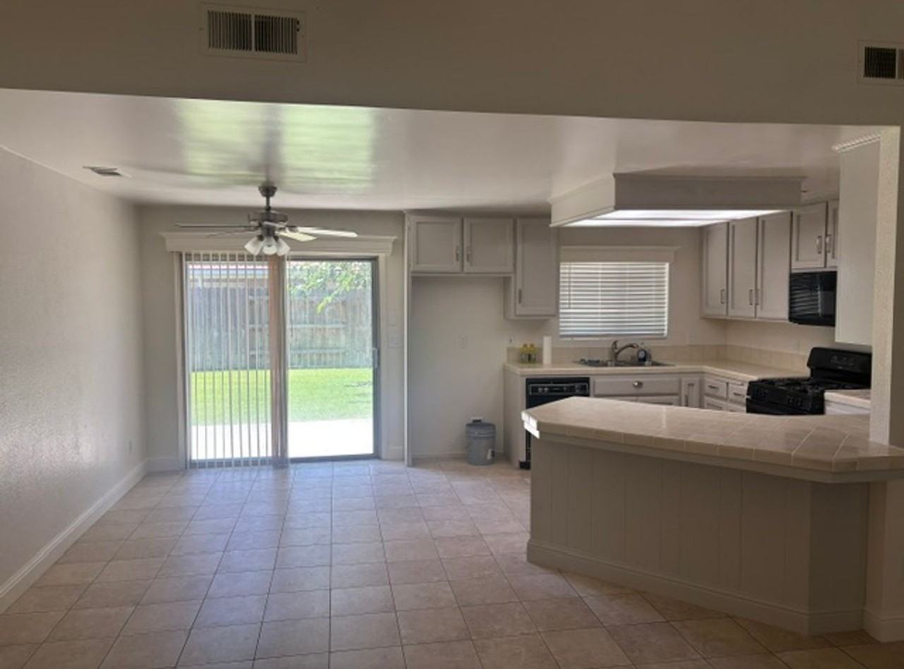 11009 Bahia Ct - Photo 7 of 29