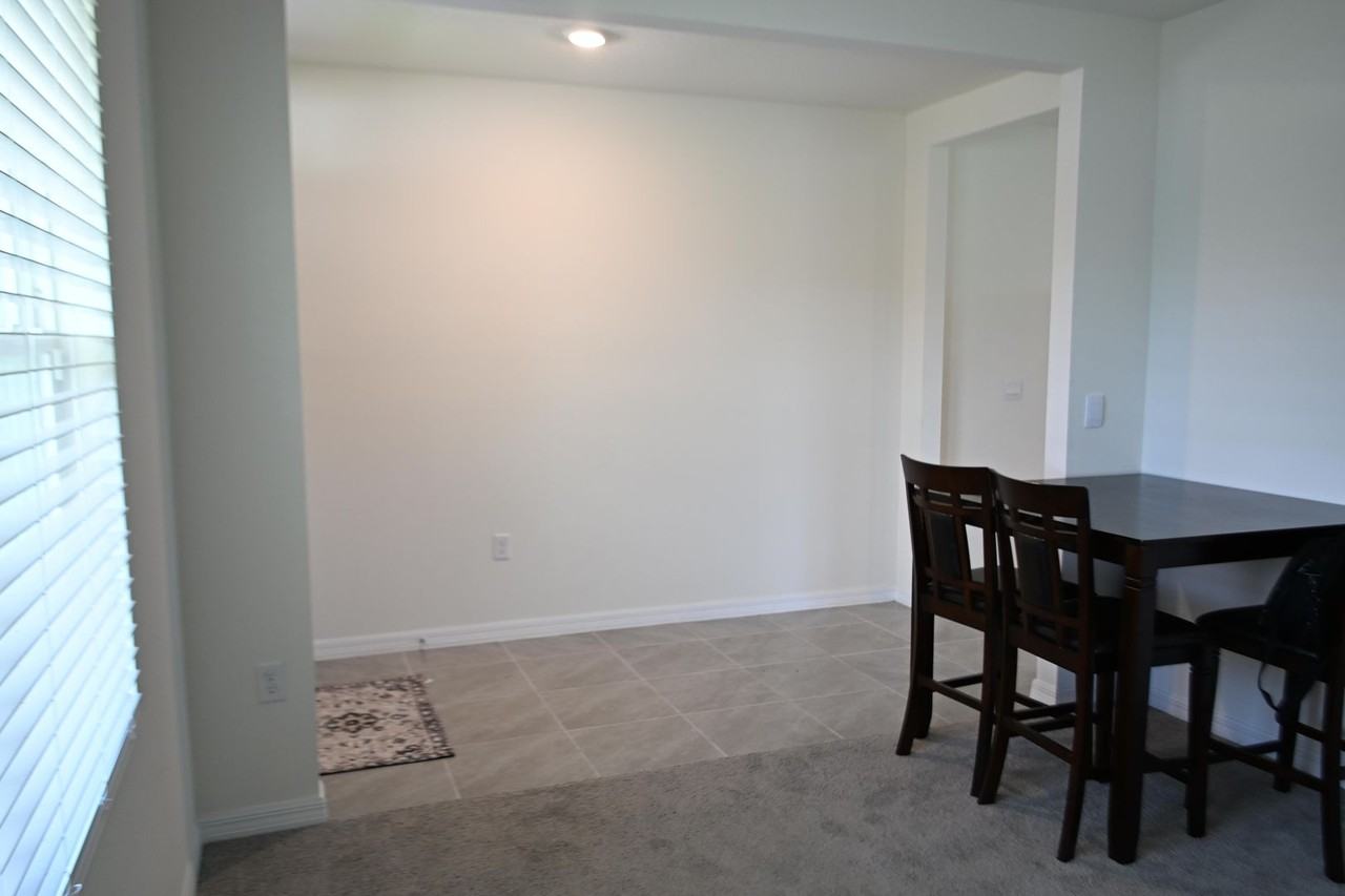 1341 Middle Lake Dr - Photo 2 of 42