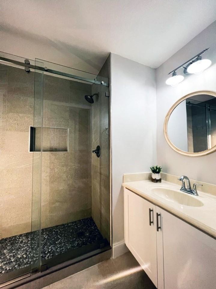 235 City View Dr #235 - Photo 6 of 15