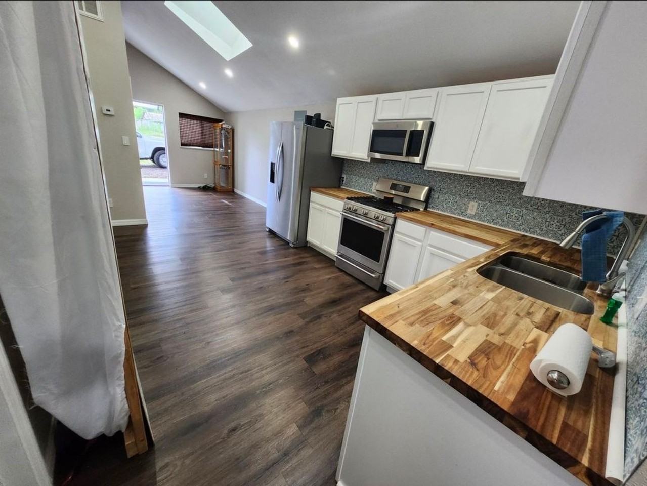 4713 Horton Rd - Photo 3 of 12