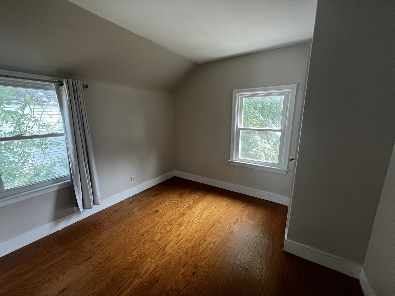117 Wyoming Ave Uppr - Photo 6 of 8