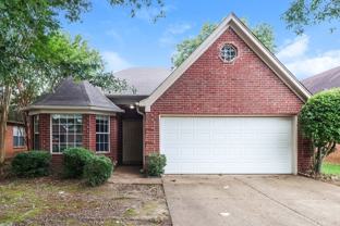 5892 Alexandria Ln - Photo 1 of 1