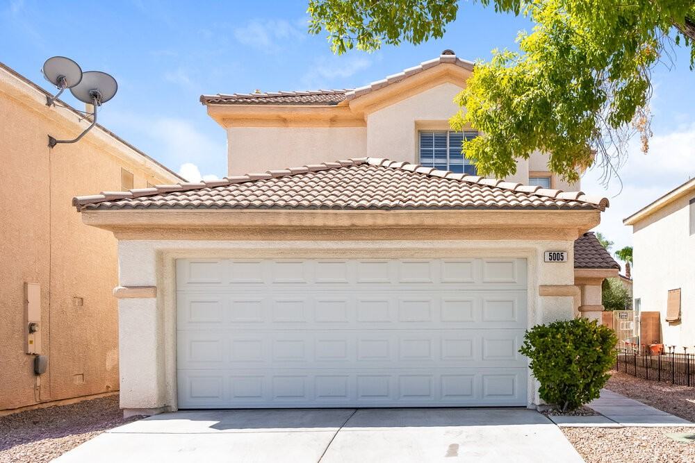5005 Glittering Star Ct