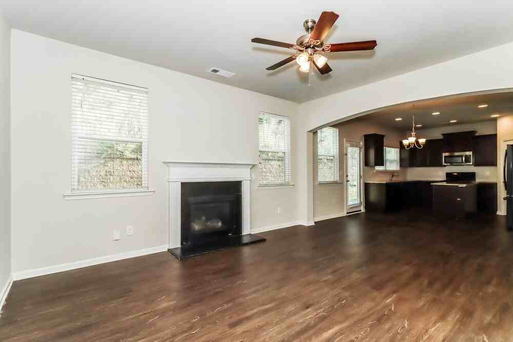 220 Foggy Creek Ln - Photo 4 of 17