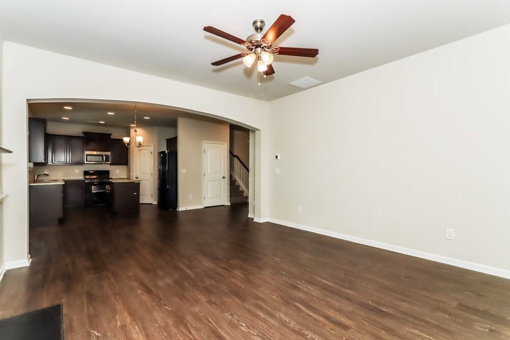 220 Foggy Creek Ln - Photo 5 of 17