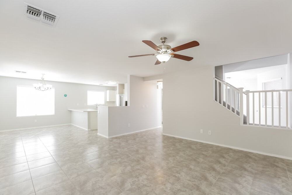 12456 W Mandalay Ln - Photo 5 of 17