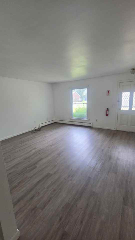 2 Birchwood Driveapt 10 #10 - Photo 2 of 7