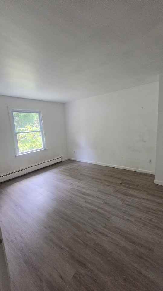 2 Birchwood Driveapt 10 #10 - Photo 3 of 7