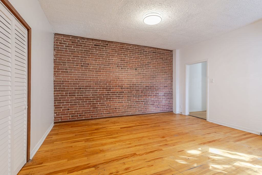 4076 Rue Saint-Urbain