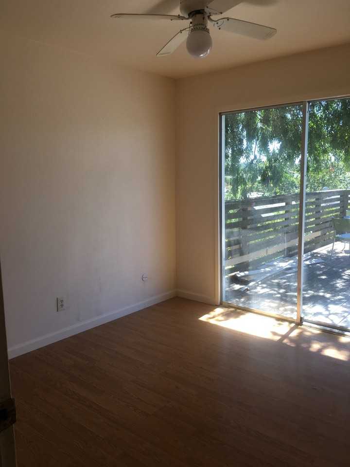 2576 Mohawk Ct - Photo 4 of 15
