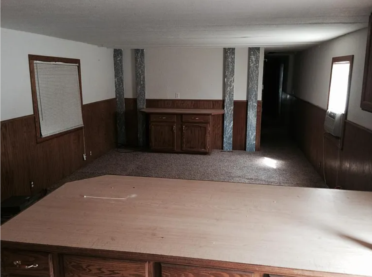 601 N Custer Ave - Photo 3 of 8