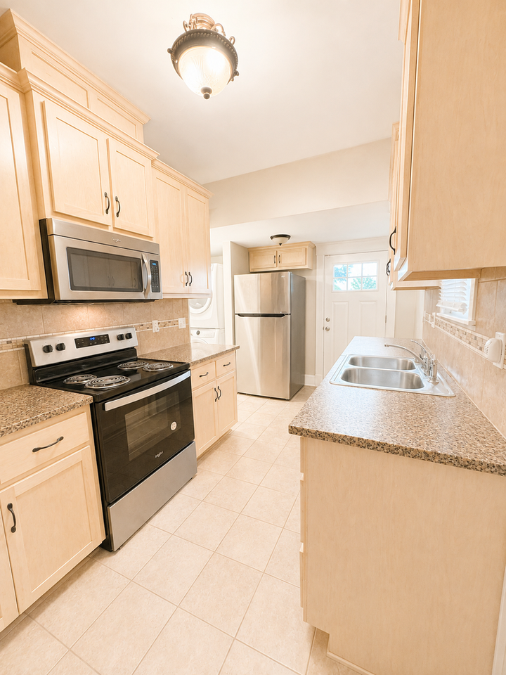 4329 Tracy Ave - Photo 5 of 13