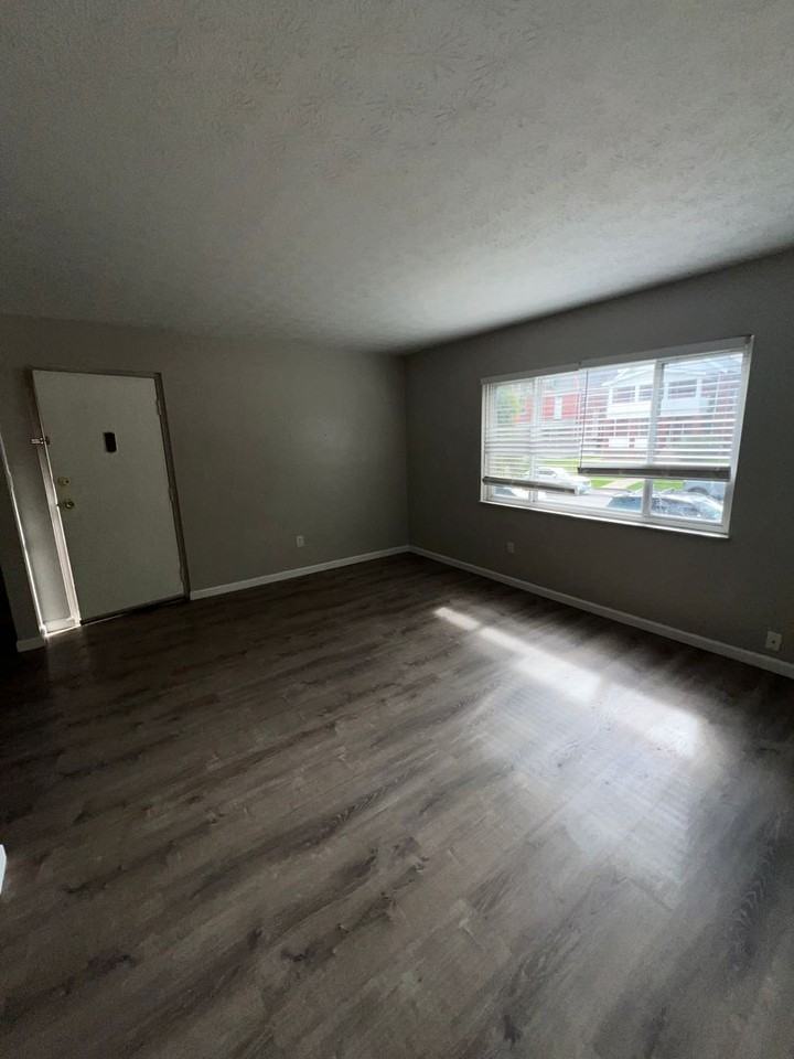 1778 N 4th St - Photo 3 of 12