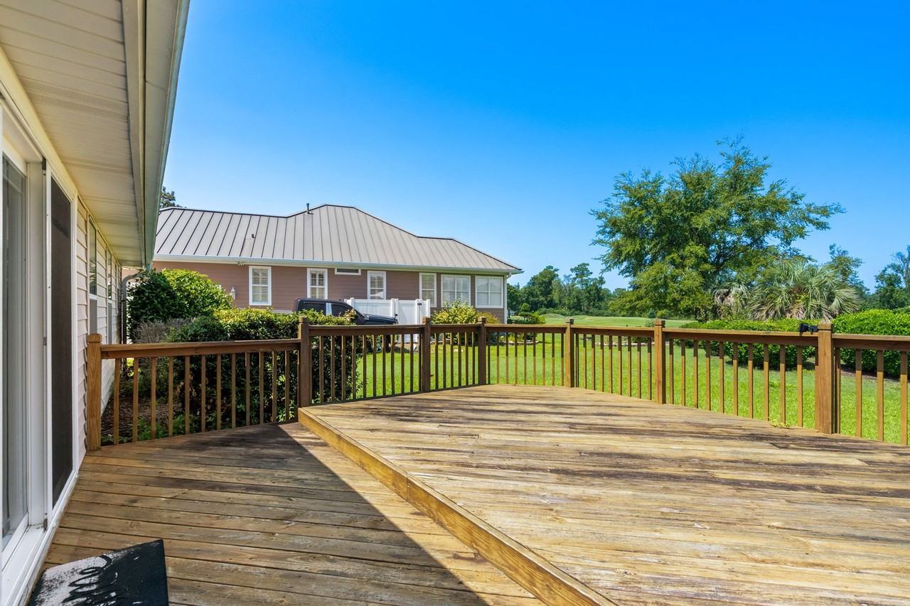 583 Bucks Trl - Photo 2 of 50