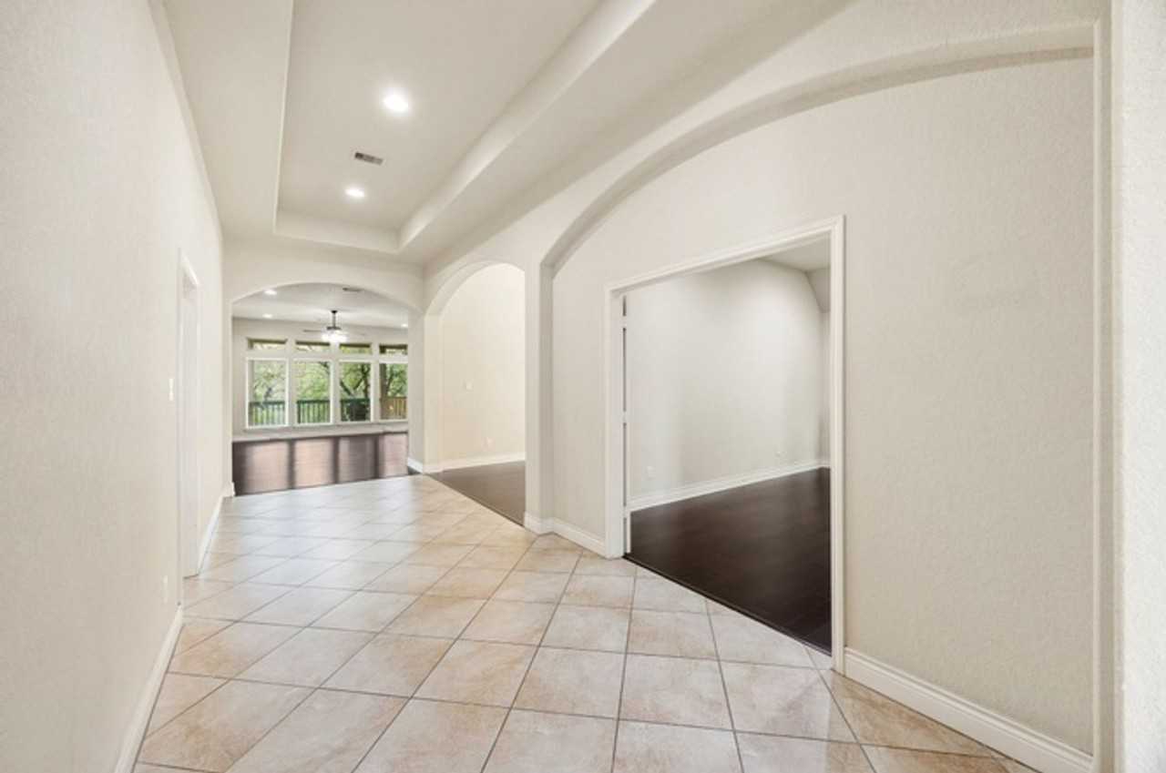 518 Lucrezia - Photo 5 of 26