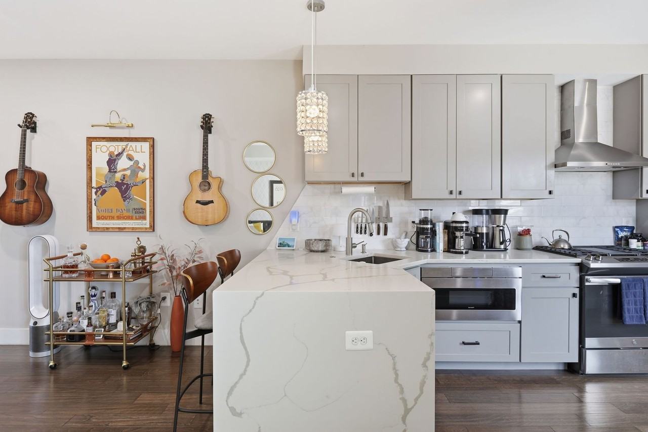 1207 Kennedy St Nw #4 - Photo 7 of 23