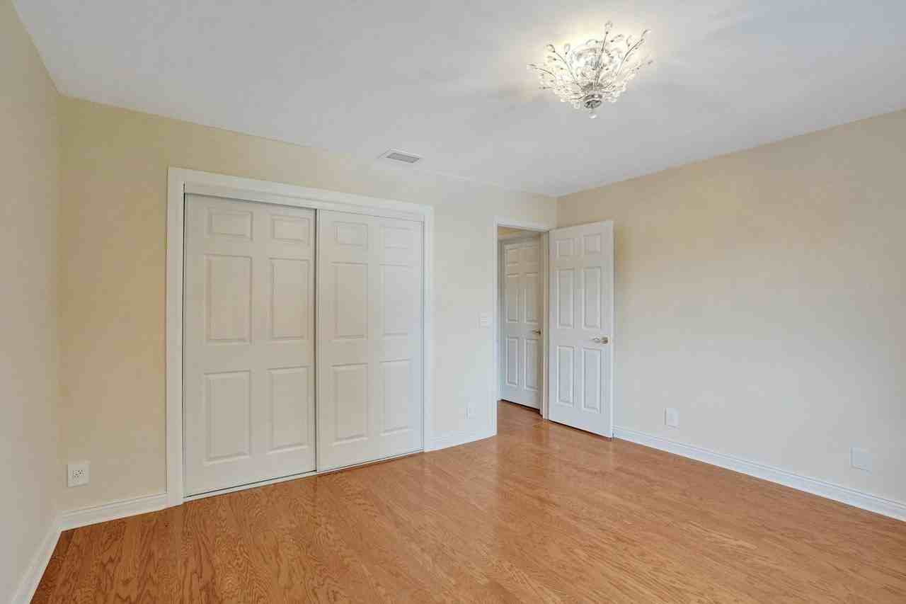635 Deer Creek North Shore Dr #TH - Photo 5 of 25