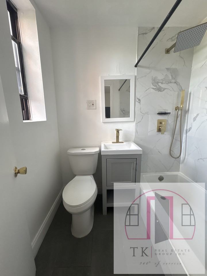 22 Gifford Avenue #54 - Photo 7 of 9