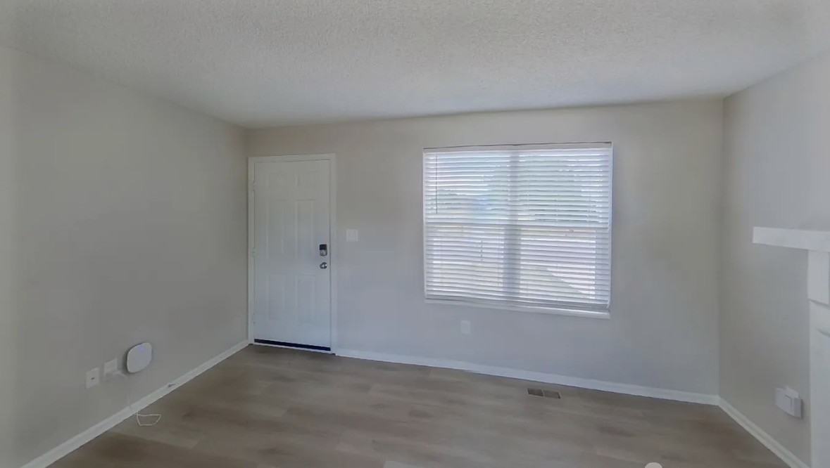 1076 Keith Drive - Photo 3 of 12