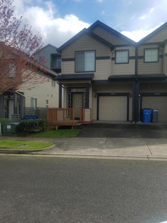13007 Ne 25th St - Photo 3 of 39