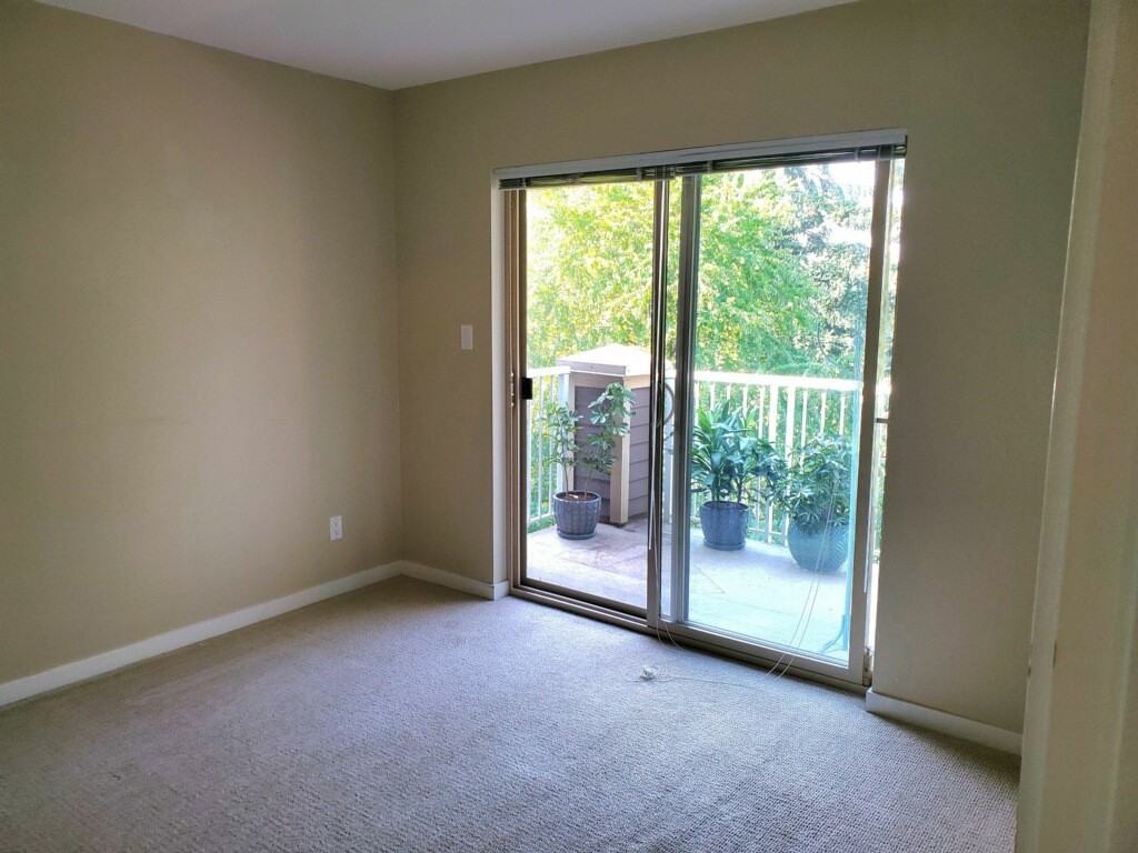 7337 Macpherson Avenue #403 - Photo 3 of 9