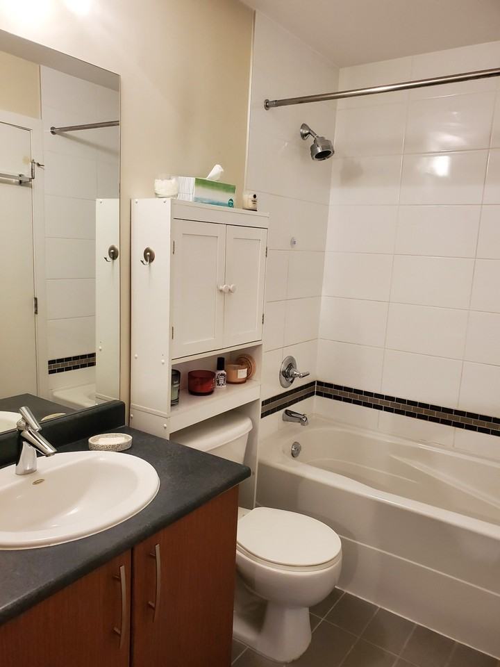 7337 Macpherson Avenue #403 - Photo 6 of 9