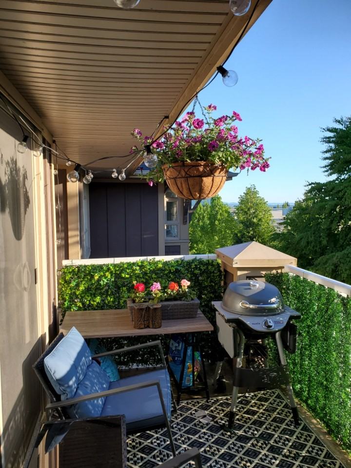 7337 Macpherson Avenue #403 - Photo 7 of 9