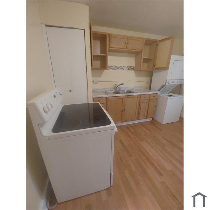 273 52nd Street Ensley #B - Photo 2 of 13