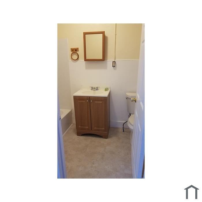 273 52nd Street Ensley #B - Photo 7 of 13