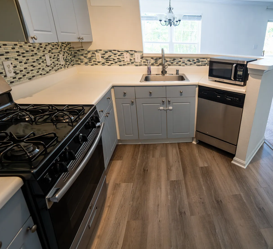 12765 Fair Briar Ln - Photo 4 of 24