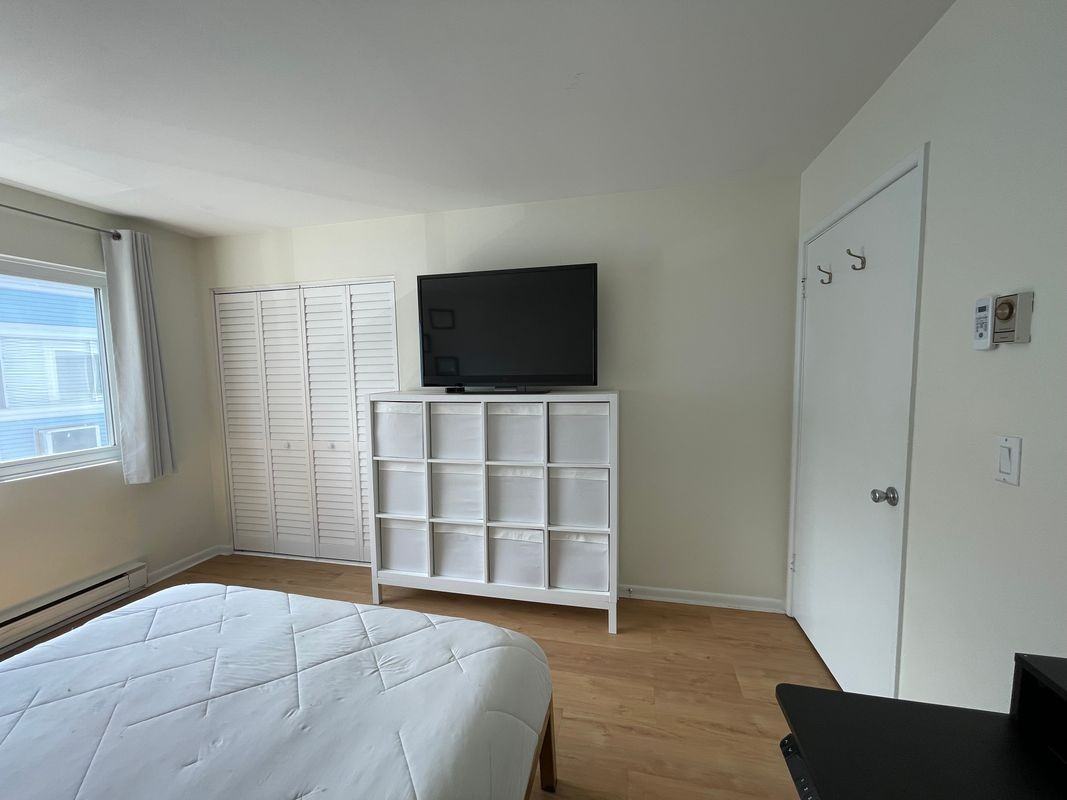 13 W Washington Ave - Photo 3 of 12